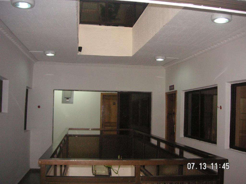 The Habitat Suites International Lagos Dış mekan fotoğraf