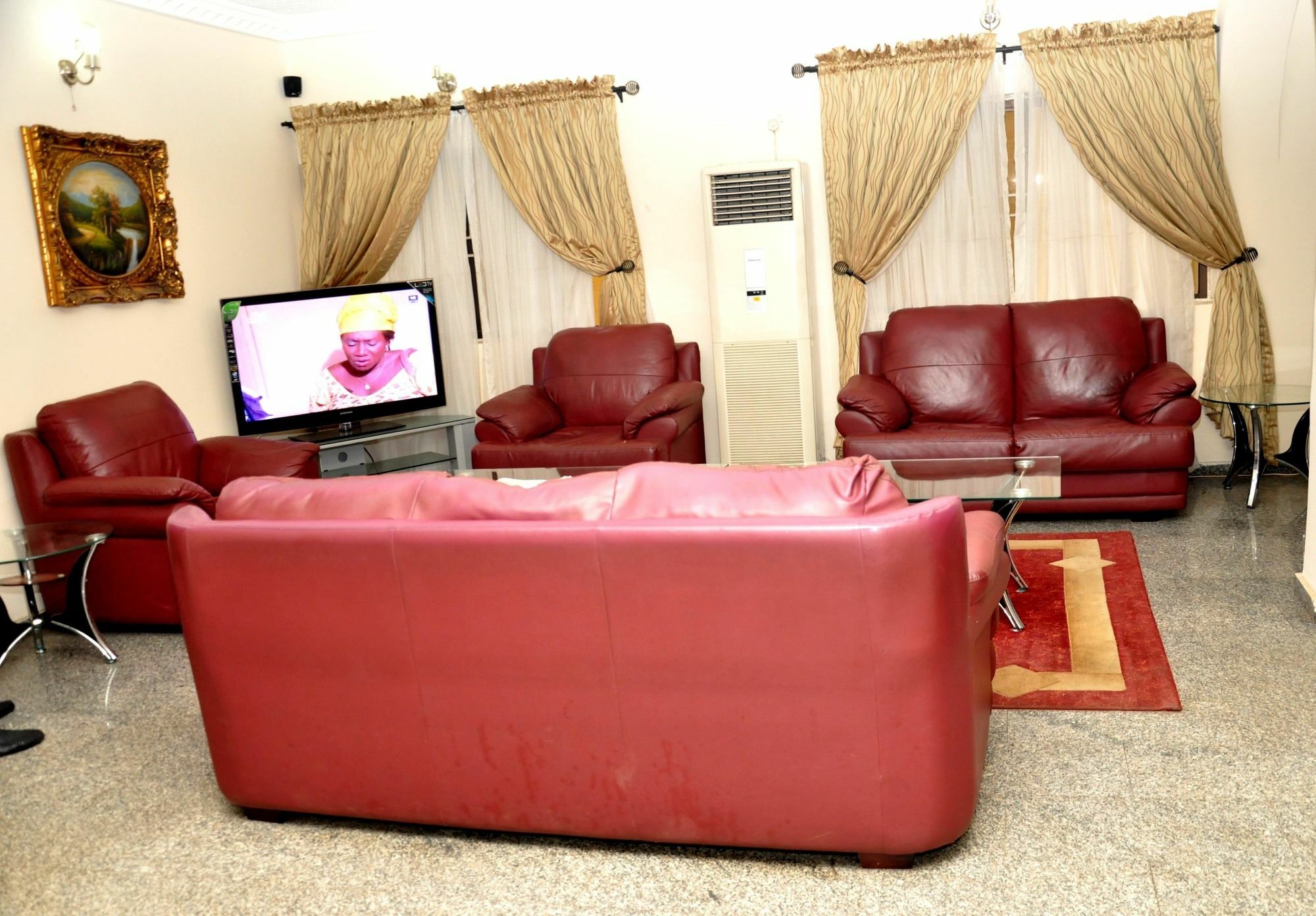 The Habitat Suites International Lagos Dış mekan fotoğraf